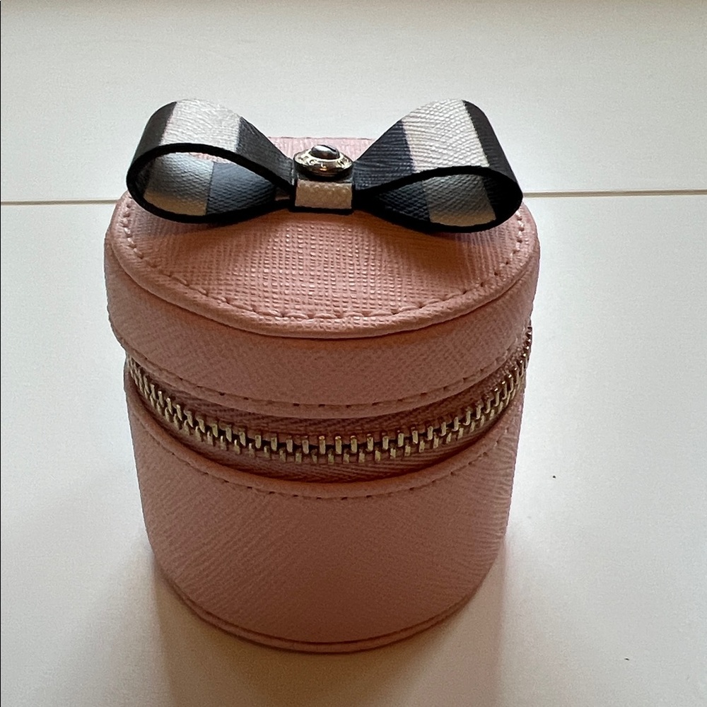Henri Bendel Pink Leather Jewelry Ring Box Holder - Picture 8 of 9